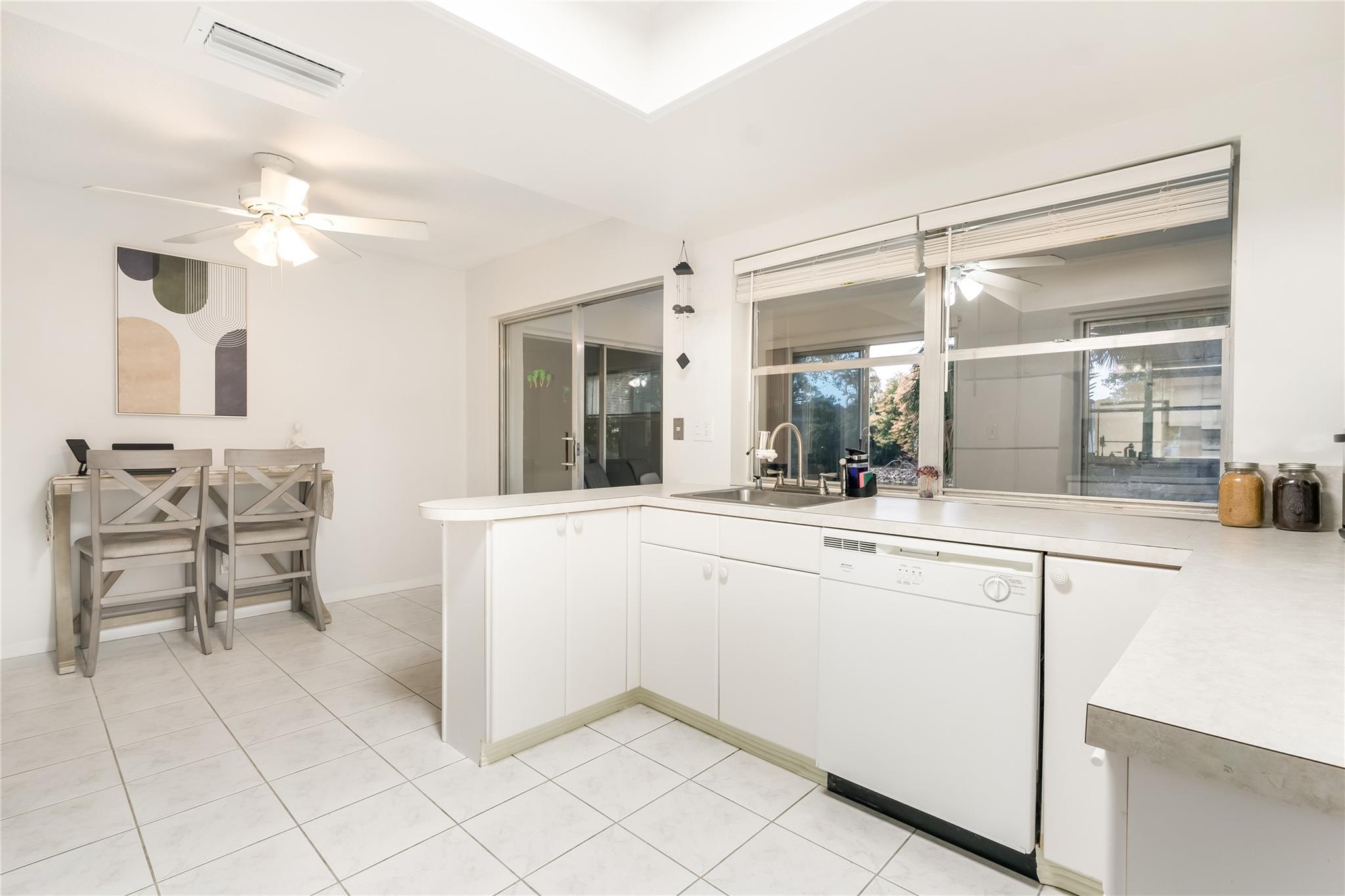 Paradise Gardens 67-37 B - Residential