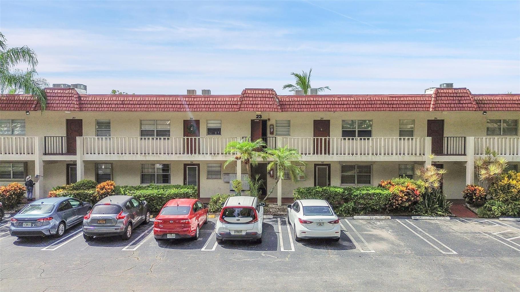 23 Abbey Lane 202, Delray Beach FL 33446