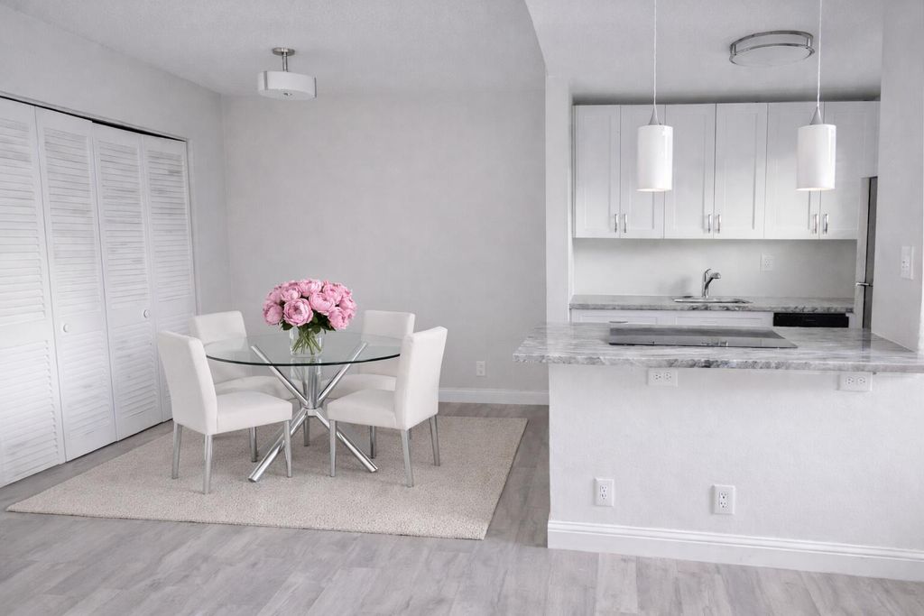 Photo of 115 Sw 1st Avenue #2, Boynton Beach, FL 33435 (MLS # R11165724)