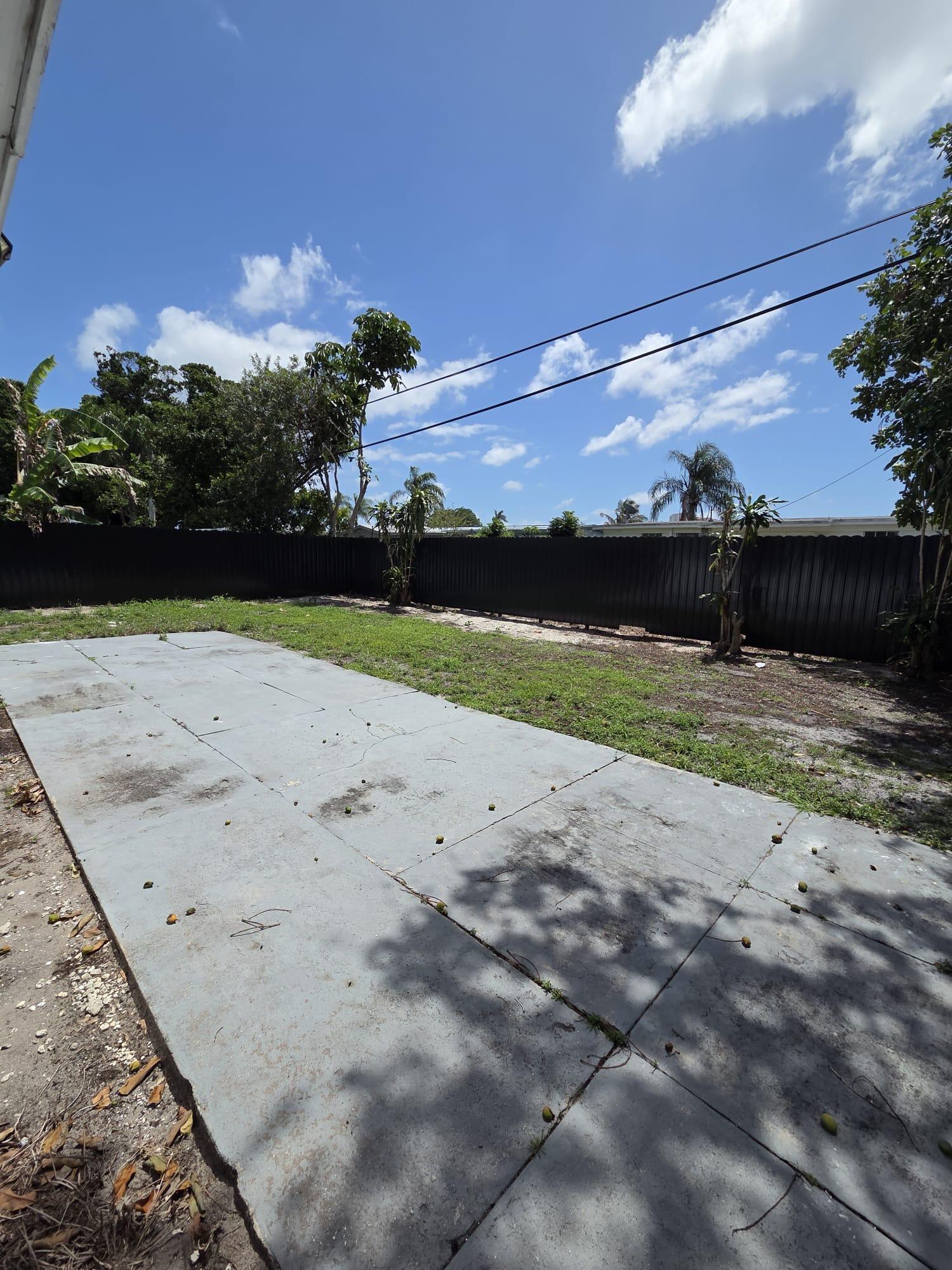 PALM BEACH CABANA COLONY 1 - Residential Lease