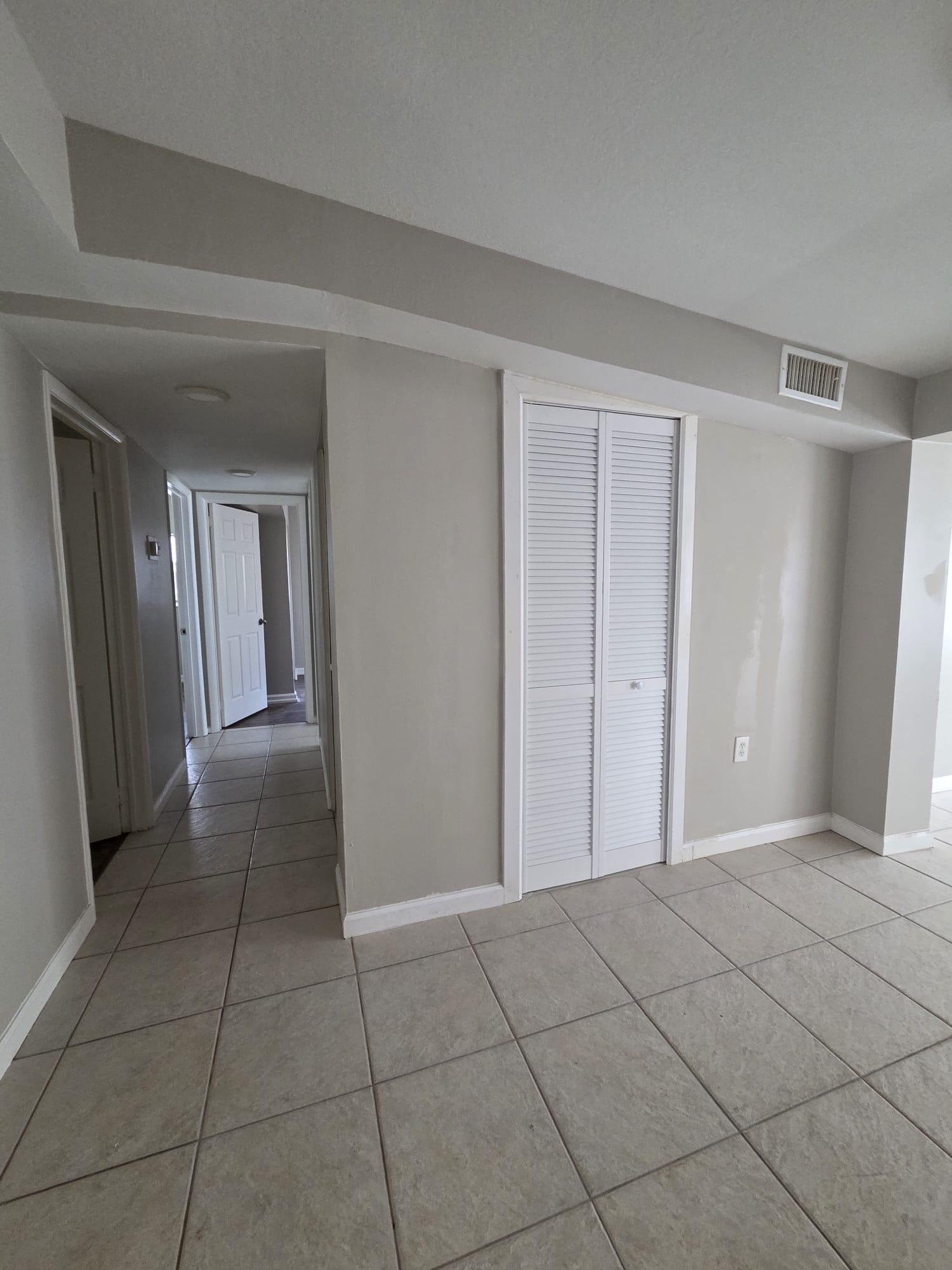 PALM BEACH CABANA COLONY 1 - Residential Lease