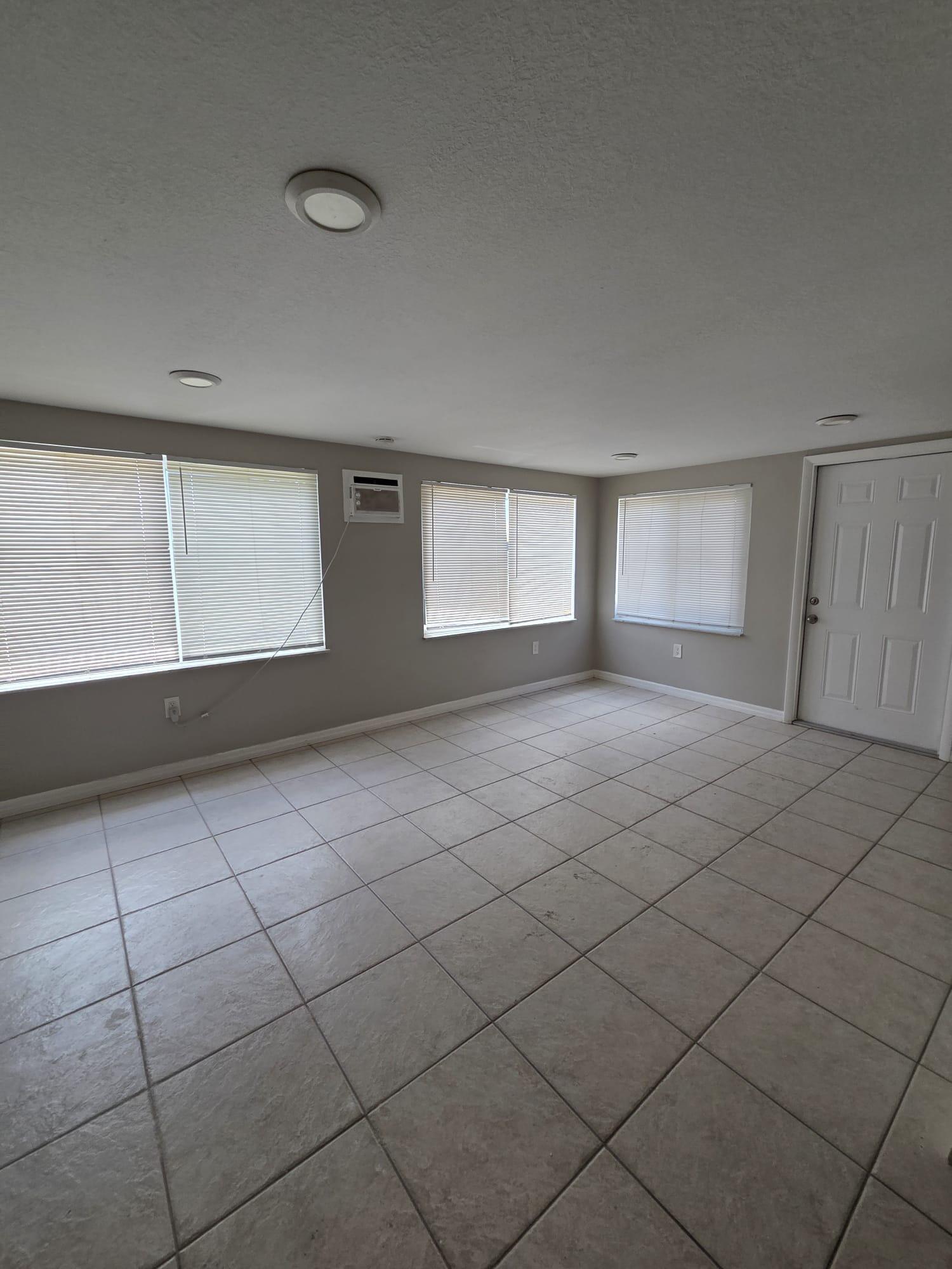 PALM BEACH CABANA COLONY 1 - Residential Lease