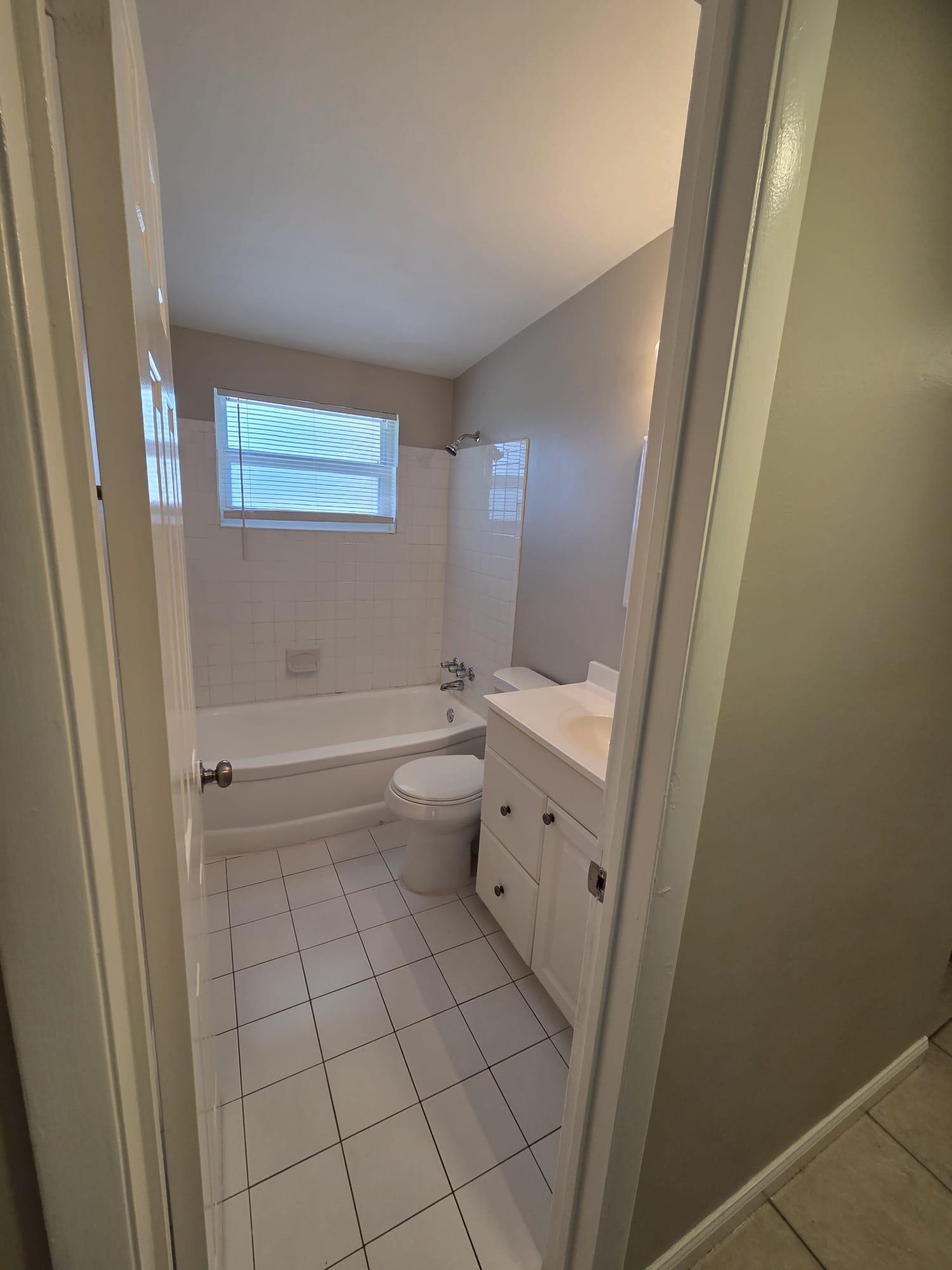 PALM BEACH CABANA COLONY 1 - Residential Lease