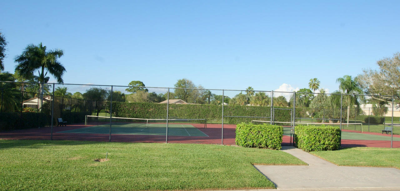 BRIARWOOD CONDO - Residential Lease