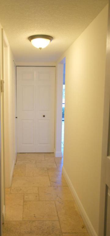 BRIARWOOD CONDO - Residential Lease