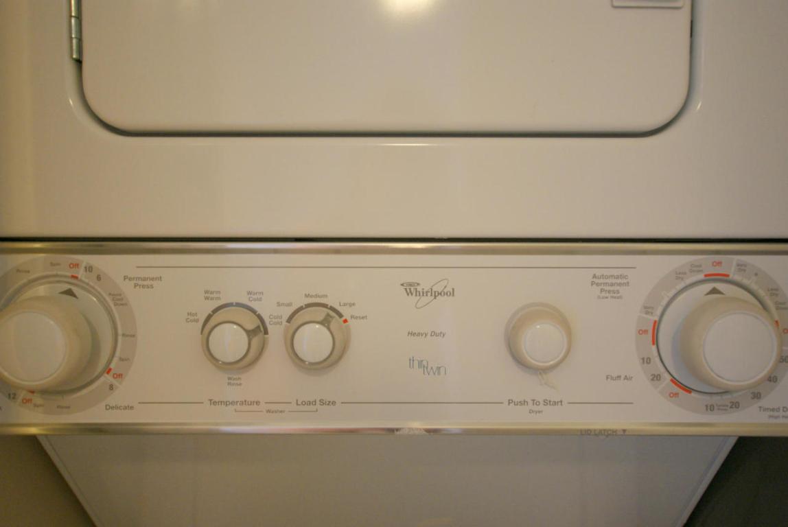 BRIARWOOD CONDO - Residential Lease