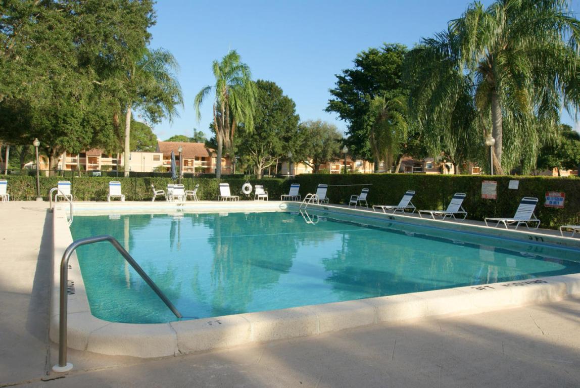 BRIARWOOD CONDO - Residential Lease