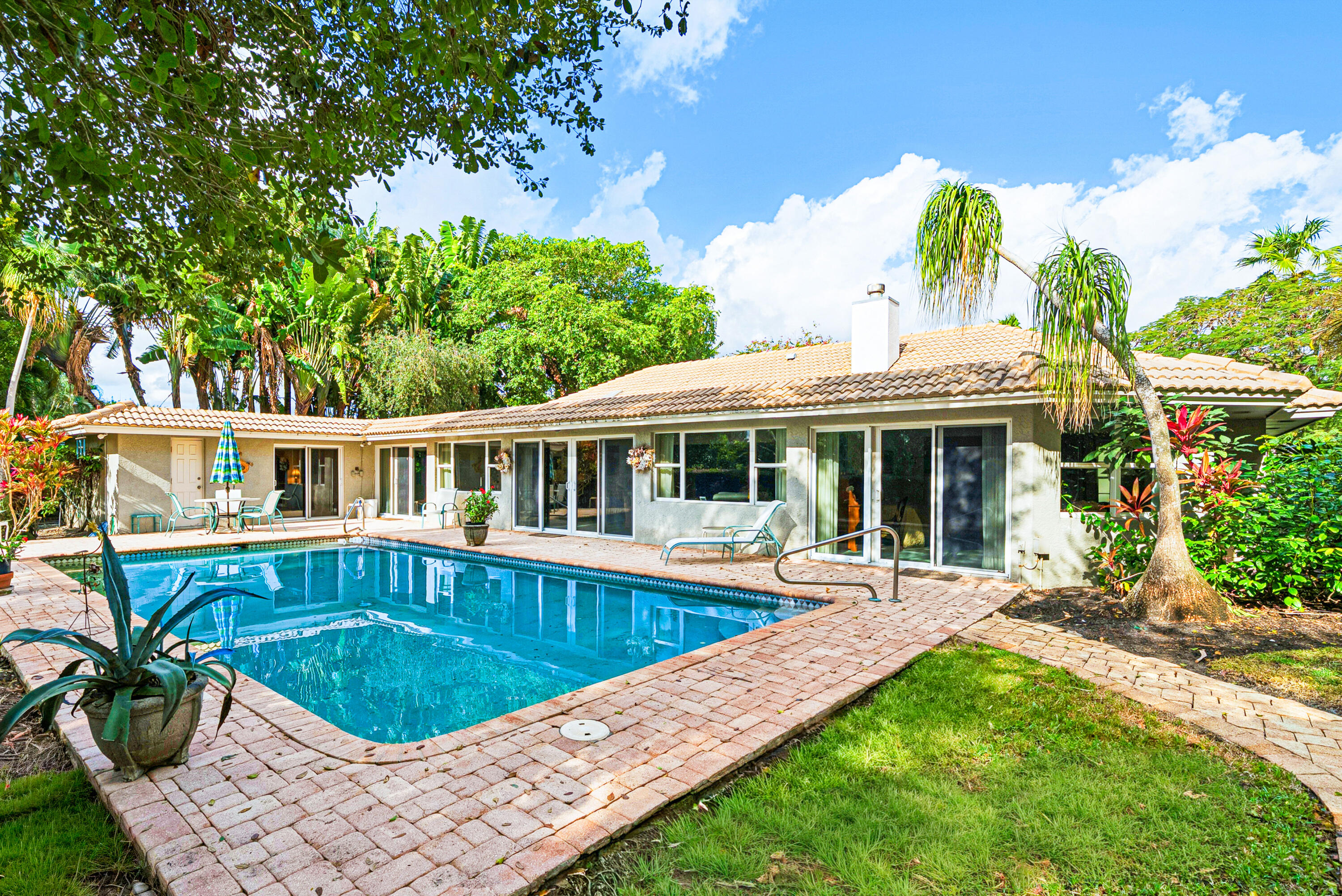 CITY OF ATLANTIS - Residential