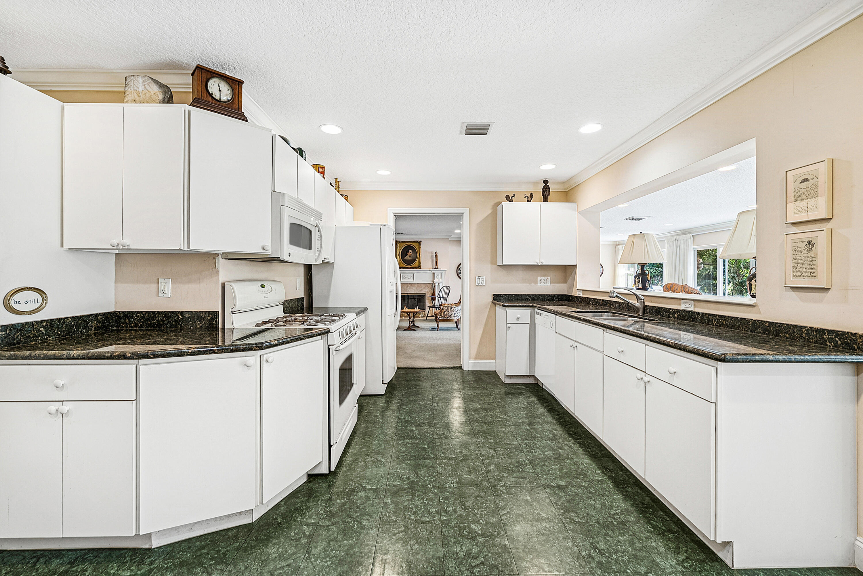 CITY OF ATLANTIS - Residential