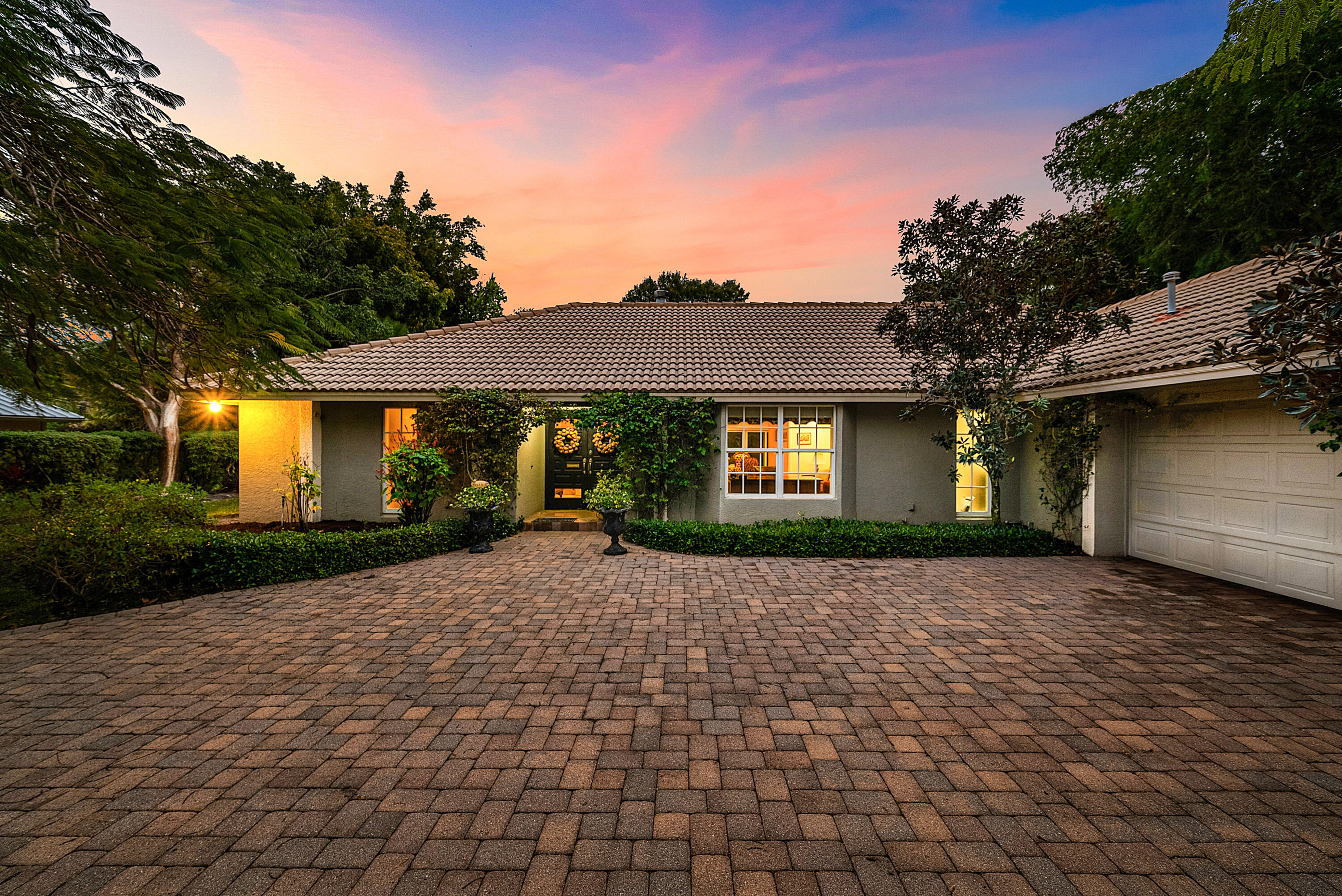 CITY OF ATLANTIS - Residential