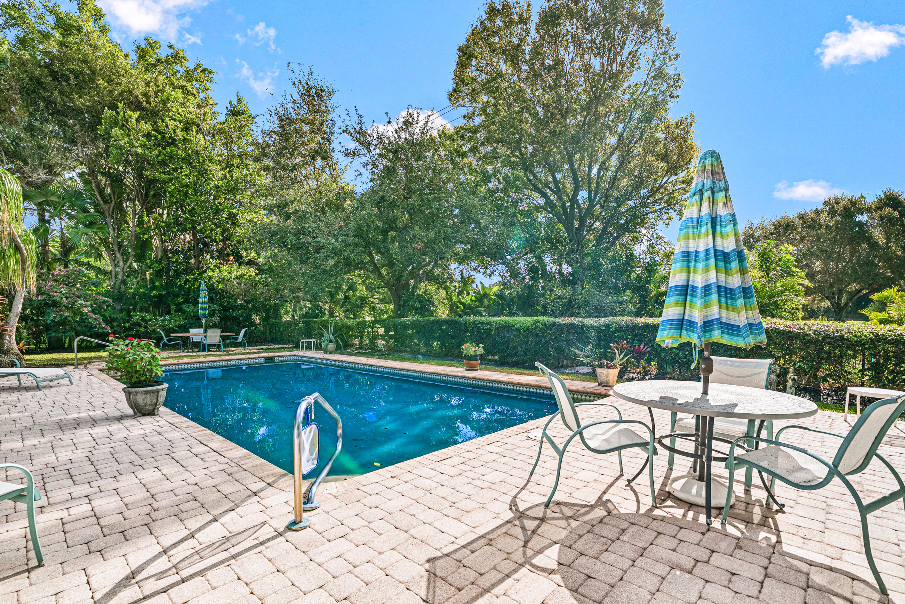 CITY OF ATLANTIS - Residential