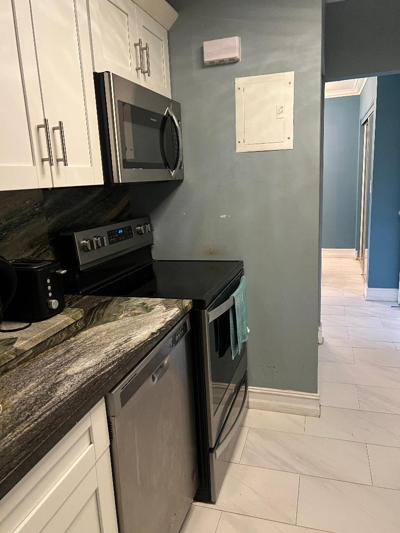 3119 Oakland Shores Drive C103