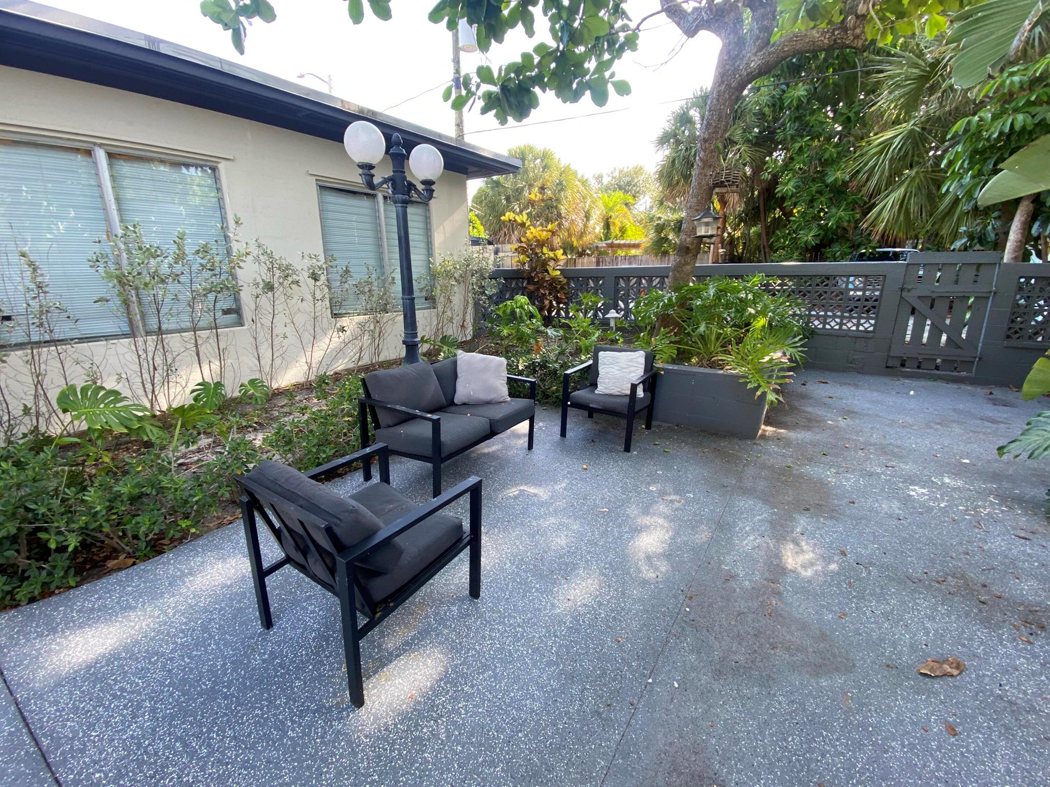 Welcome to this charming updated Studio oasis in the heart of downtown Lake Worth Beach! This FULLY FURNISHED 1950's gem is a one-of-a-kind sanctuary that seamlessly blends history and modern comfort. Step into a world of character, where vintage details meet contemporary convenience. The cozy living space is perfect for unwinding after a long day at work, while the fully equipped kitchen beckons you to channel your inner chef. Relax on the quaint front patio with a cup of coffee in the morning. Stroll to vibrant downtown just a half a block away known for its flair, eclectic shops, and delectable dining options. The beach is just a short walk or bike ride away also. Owner is running a special: Move in with only first months rent and security deposit.