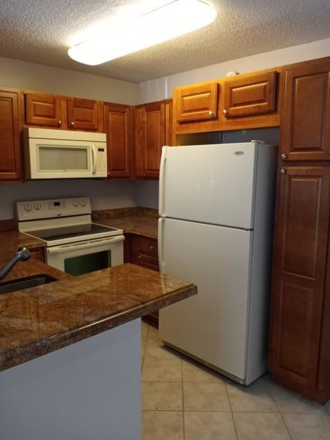 Coco Parc Condo - Residential Lease