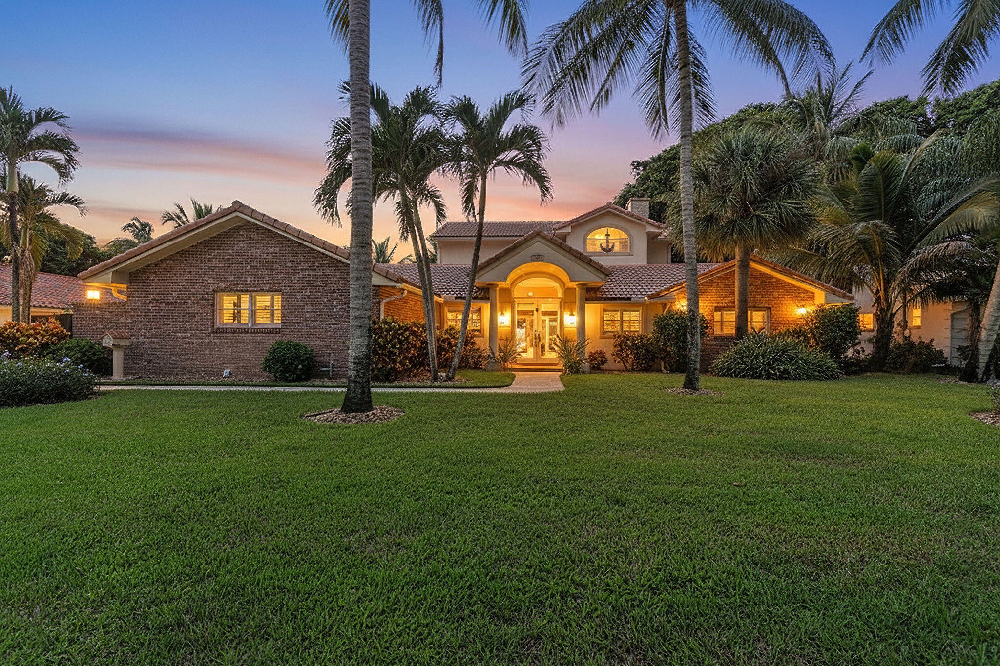 841 ANCHORAGE Drive