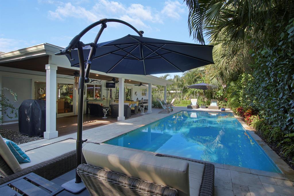 Tequesta Country Club - Residential