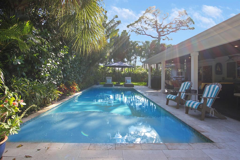 Tequesta Country Club - Residential
