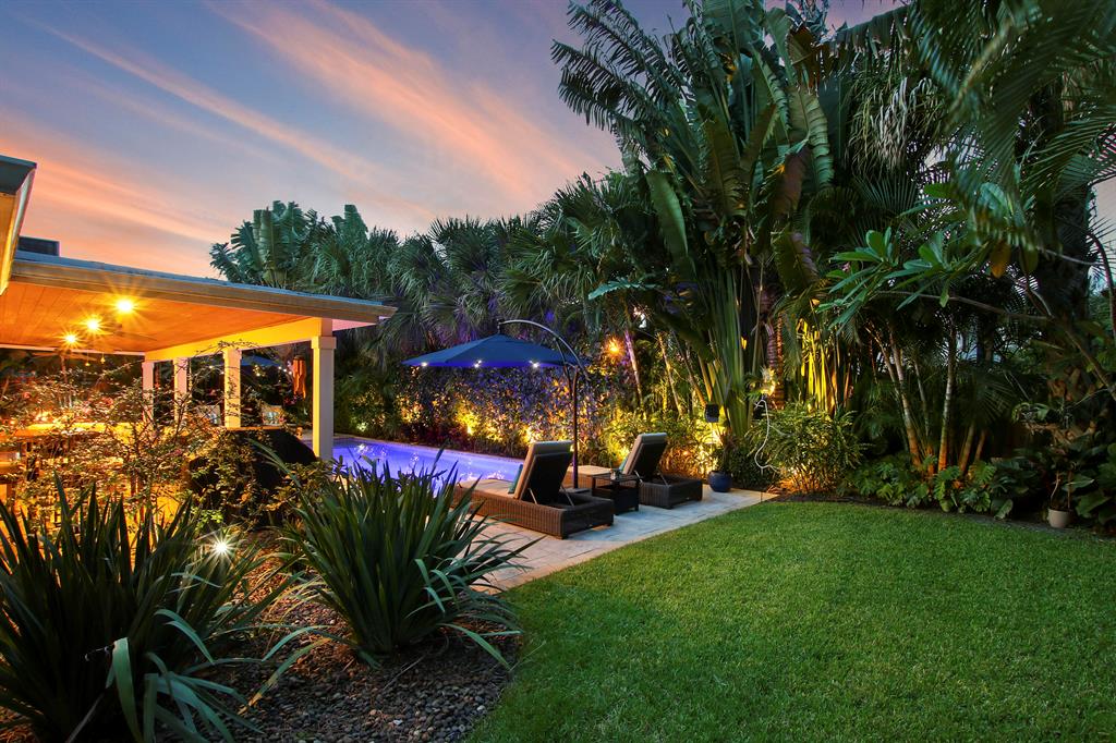 Tequesta Country Club - Residential