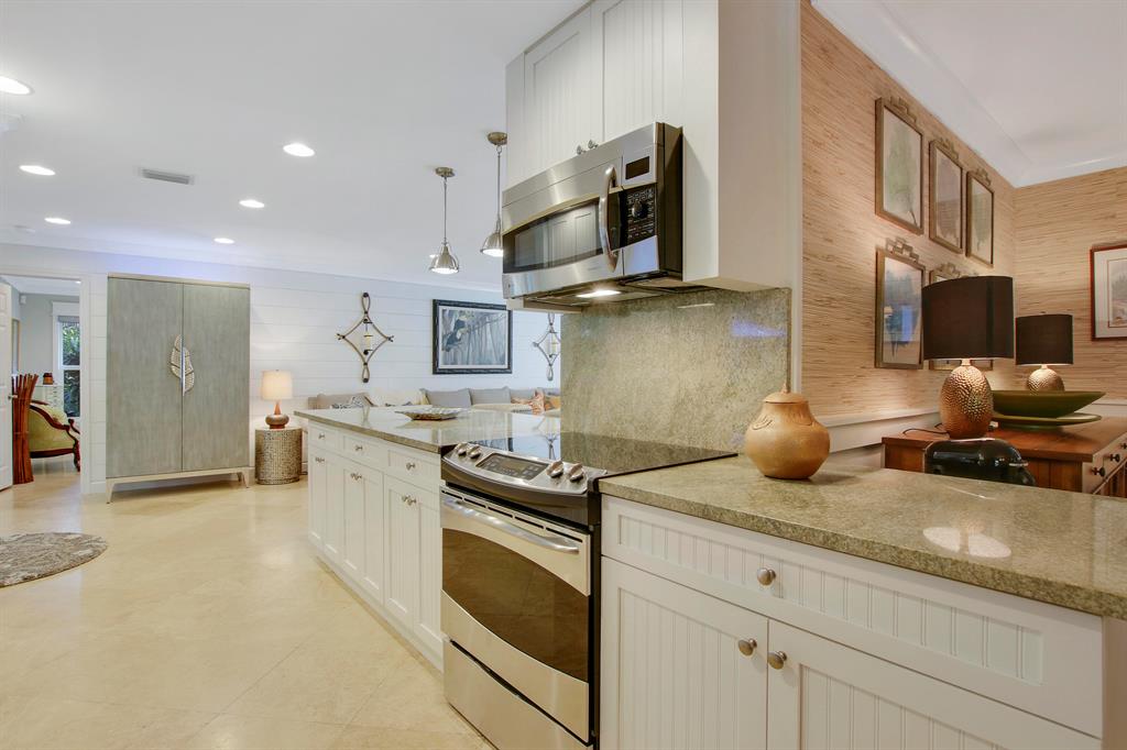 Tequesta Country Club - Residential