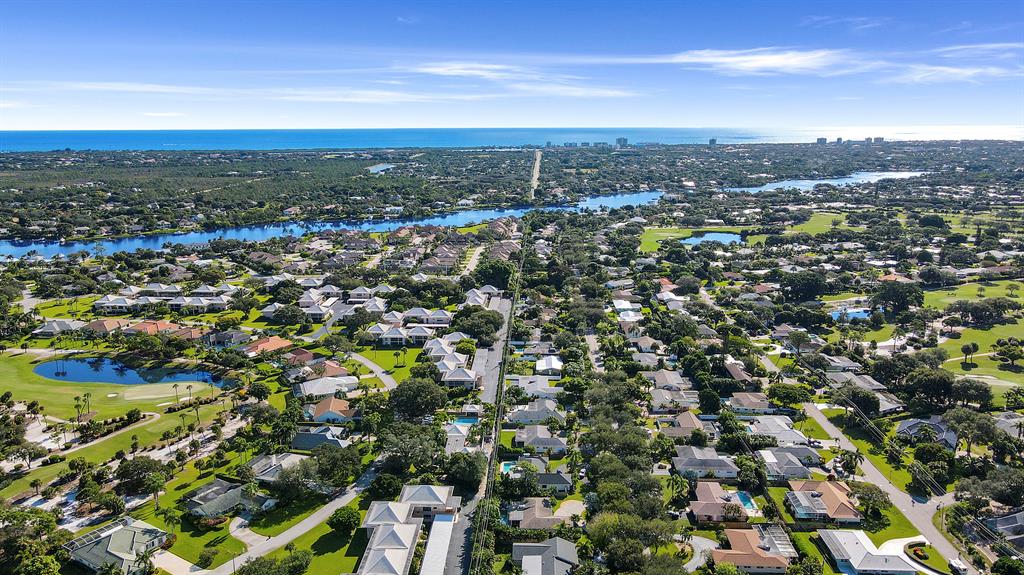 Tequesta Country Club - Residential