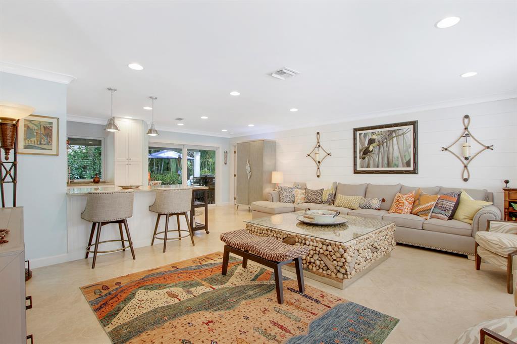 Tequesta Country Club - Residential