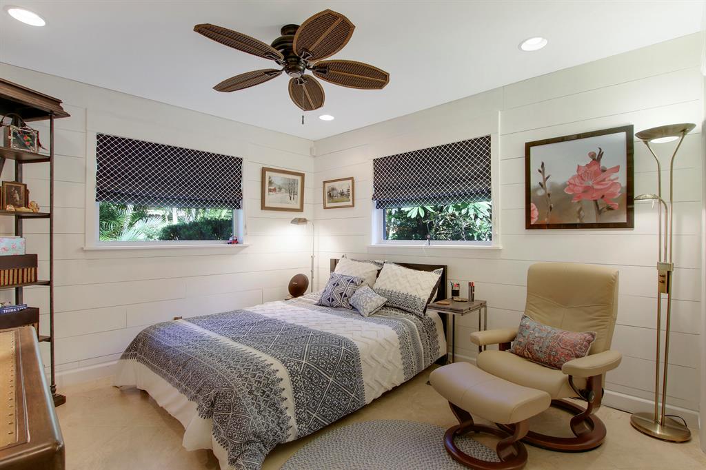 Tequesta Country Club - Residential