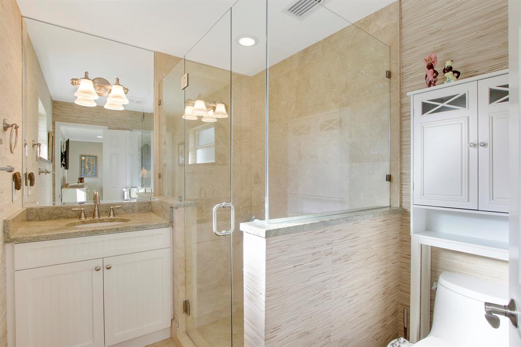 Tequesta Country Club - Residential