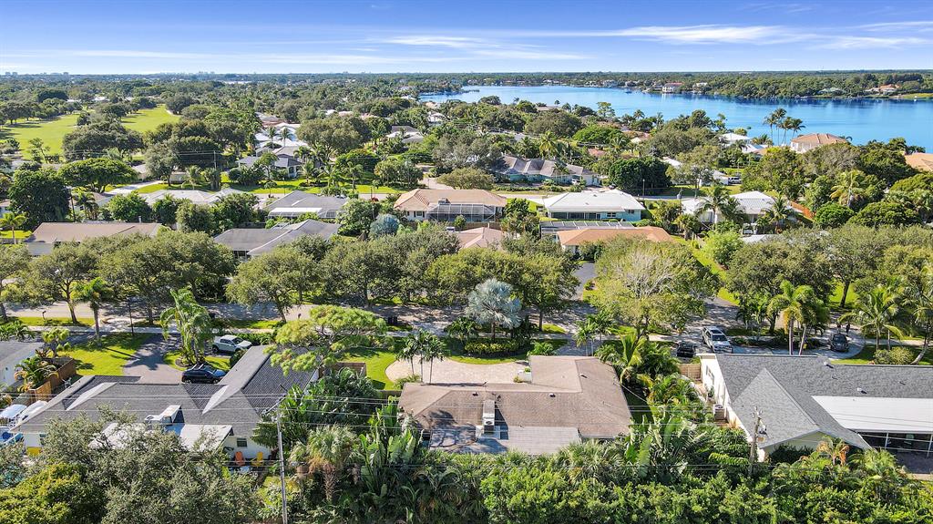 Tequesta Country Club - Residential