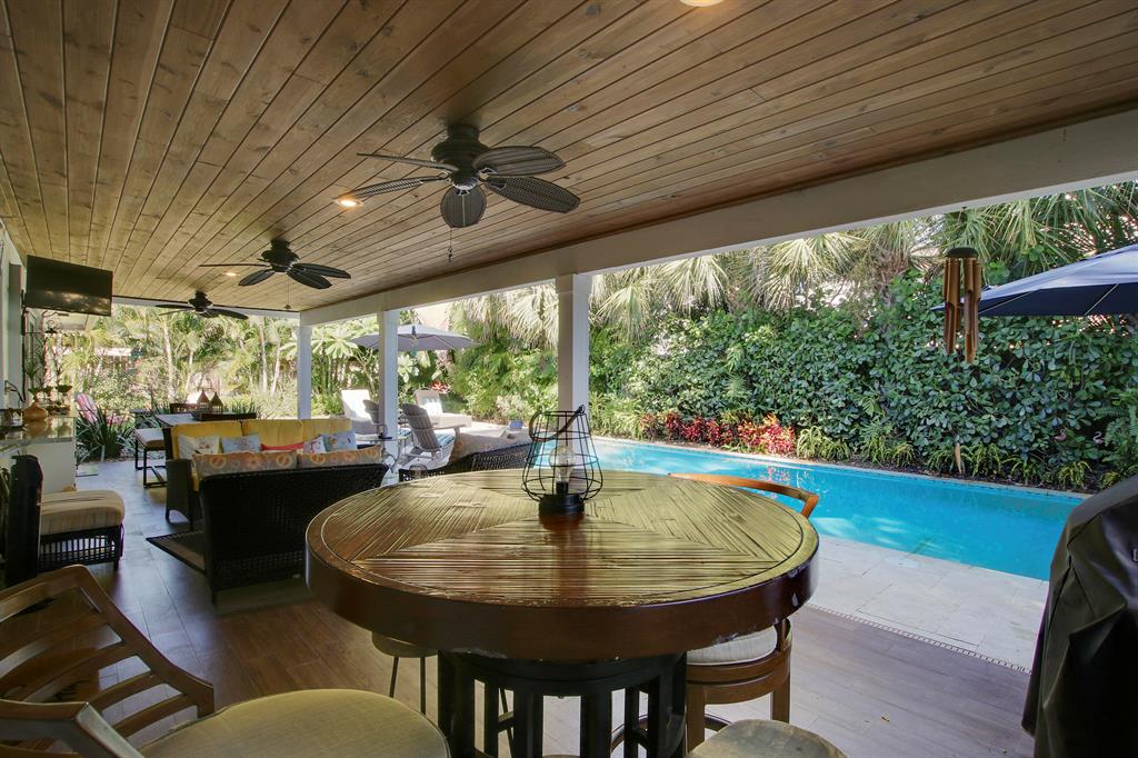 Tequesta Country Club - Residential