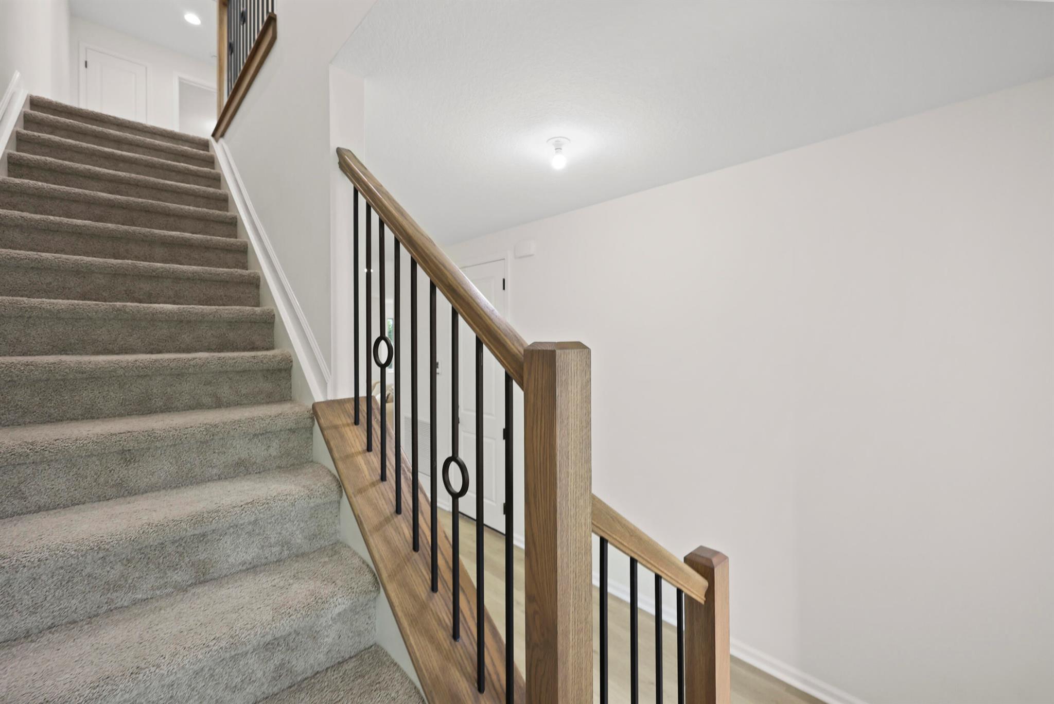 CROSSINGS OF WESTLAKE - Residential Lease