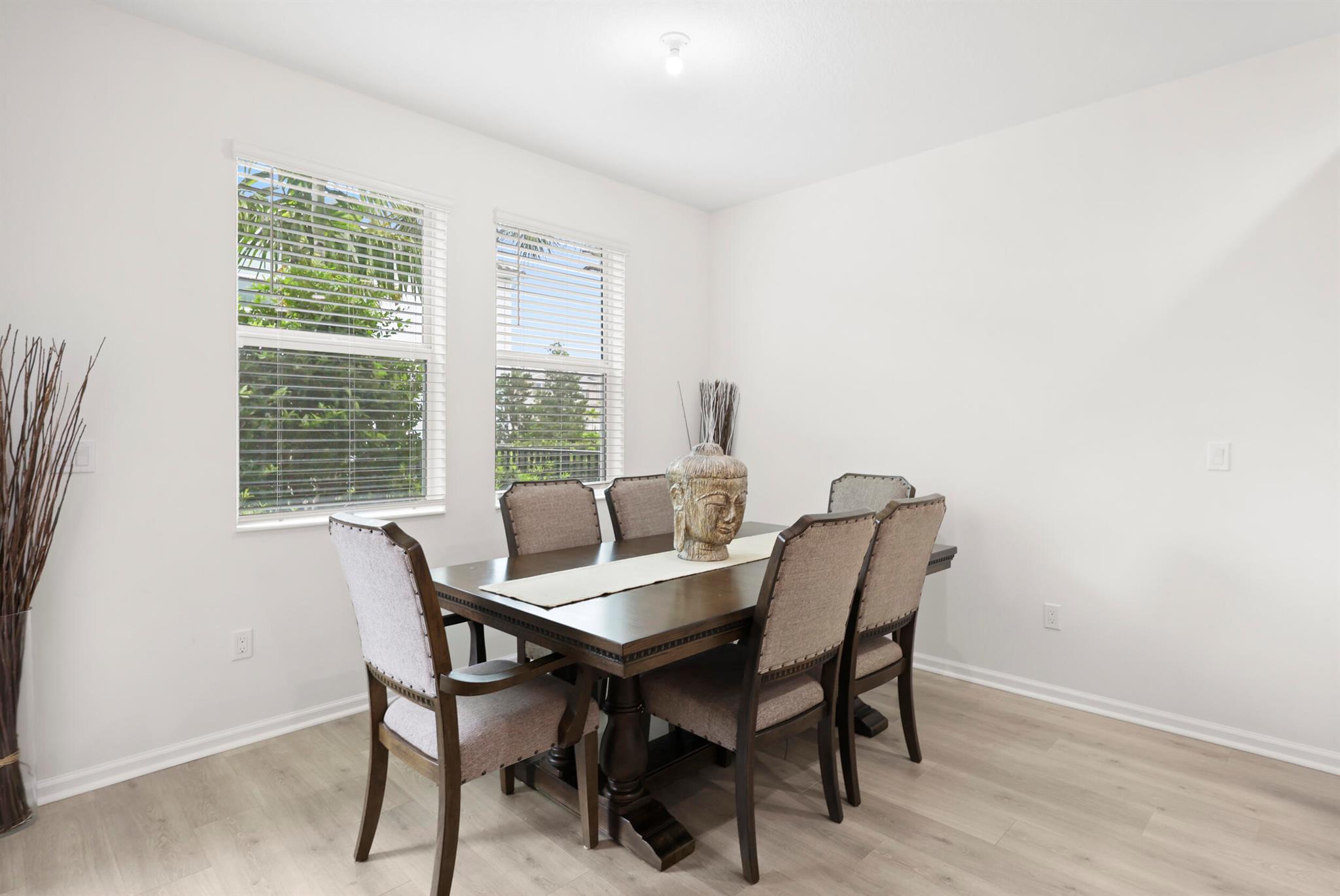 CROSSINGS OF WESTLAKE - Residential Lease