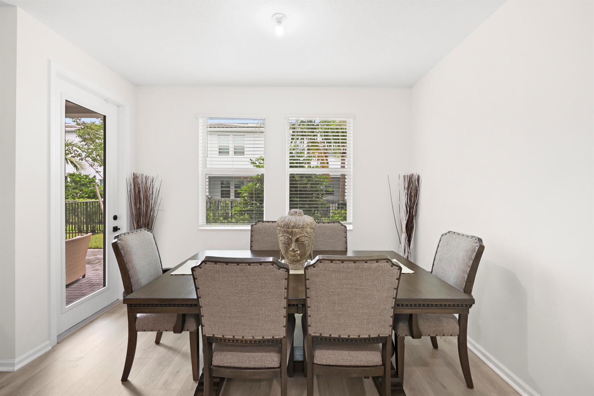 CROSSINGS OF WESTLAKE - Residential Lease