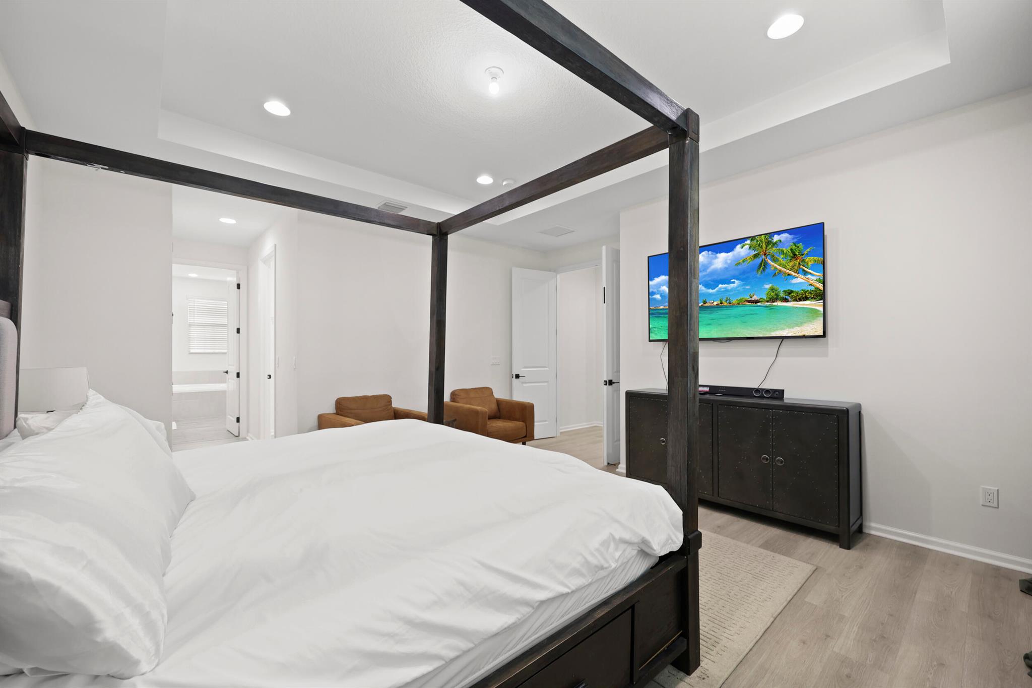 CROSSINGS OF WESTLAKE - Residential Lease