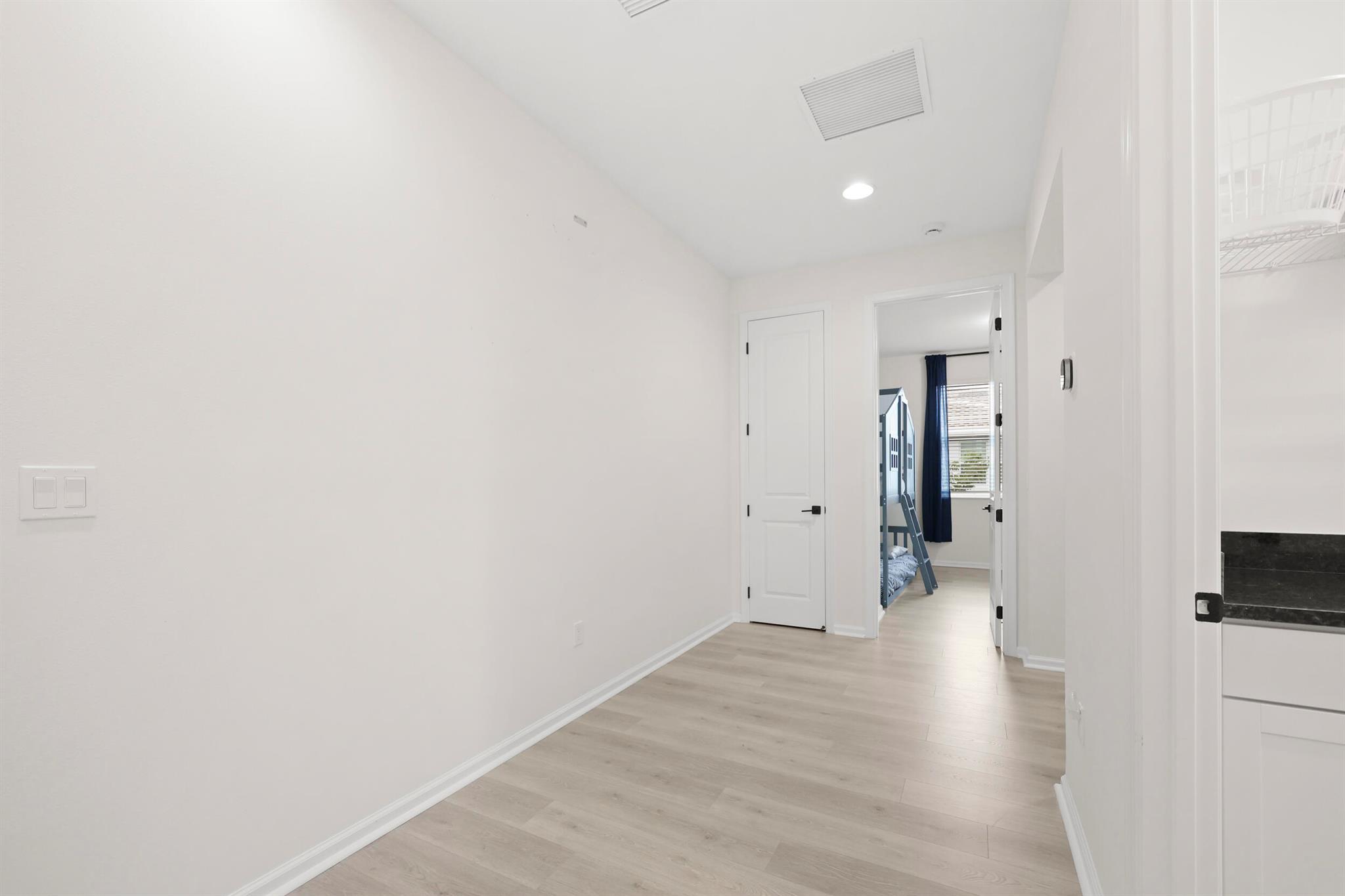 CROSSINGS OF WESTLAKE - Residential Lease