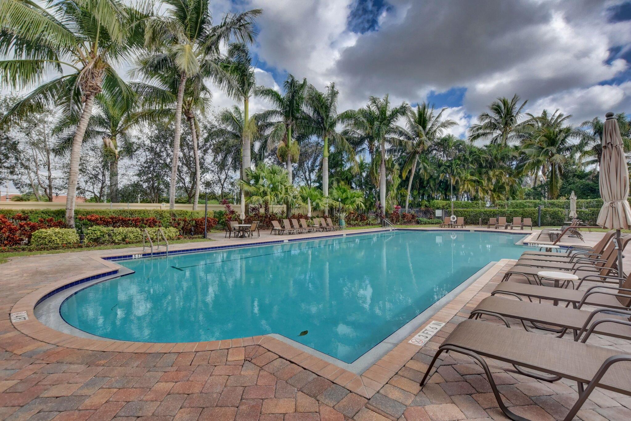 MIZNER FALLS - Residential