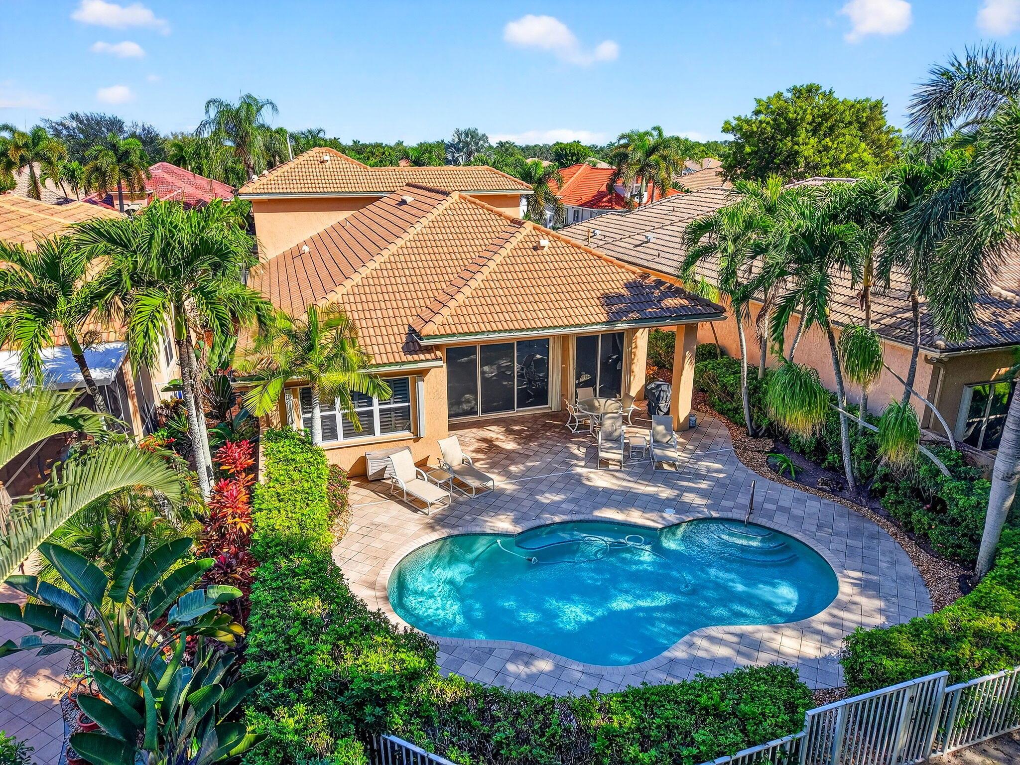 MIZNER FALLS - Residential