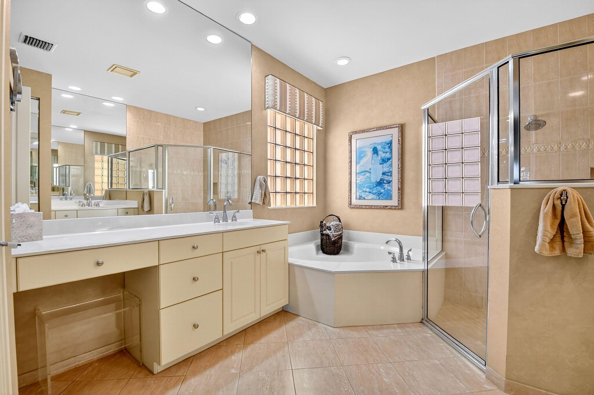 MIZNER FALLS - Residential