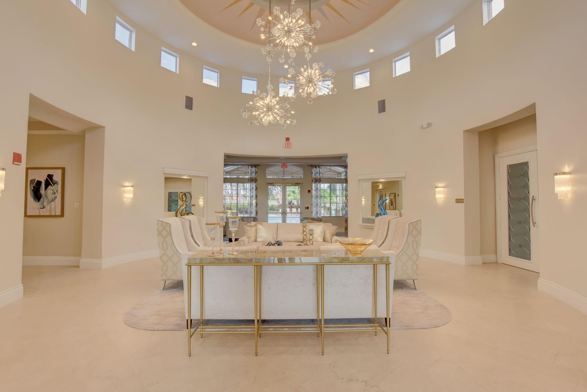 MIZNER FALLS - Residential