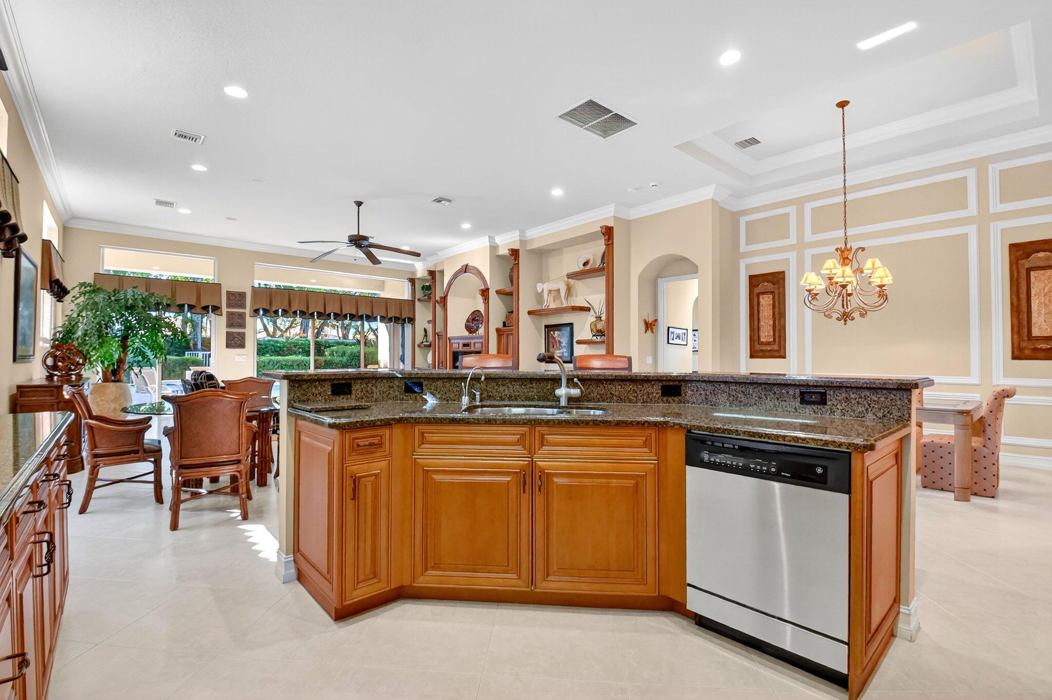 MIZNER FALLS - Residential