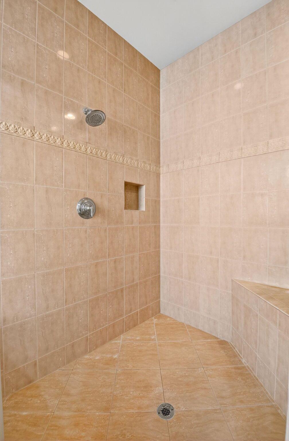 MIZNER FALLS - Residential