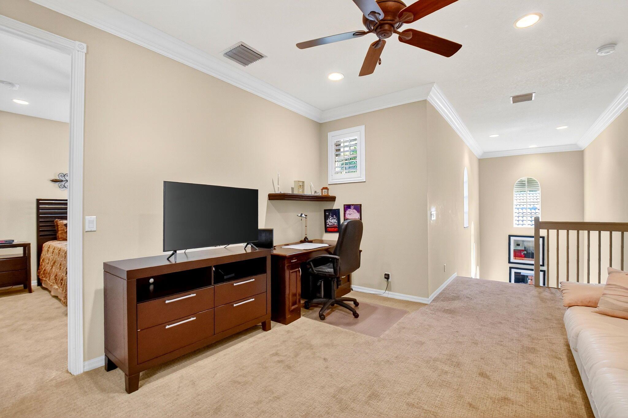 MIZNER FALLS - Residential