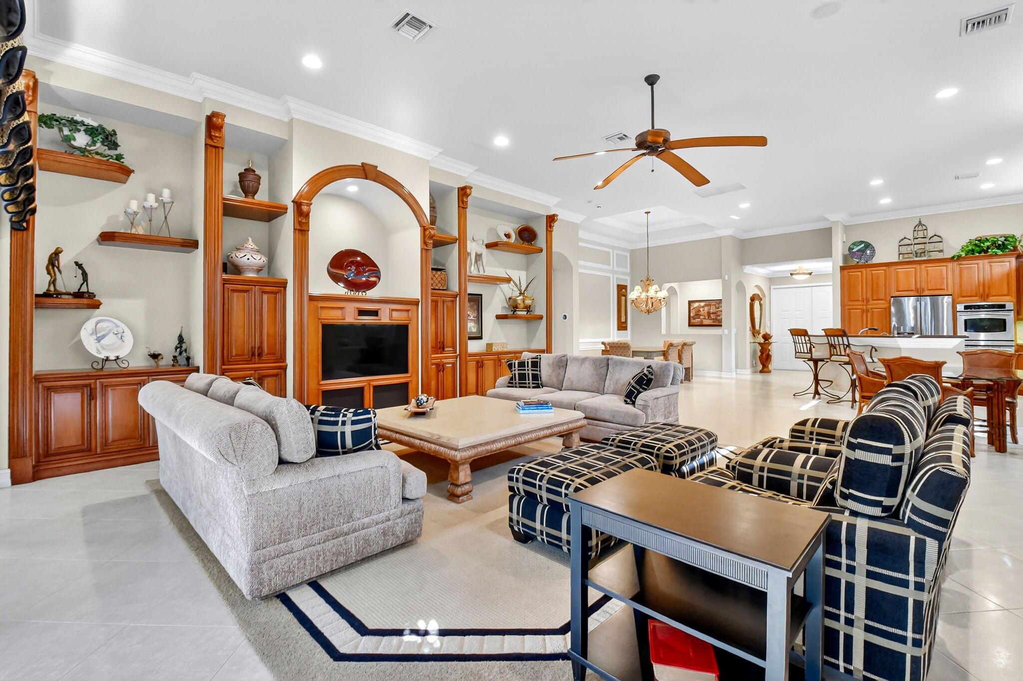 MIZNER FALLS - Residential