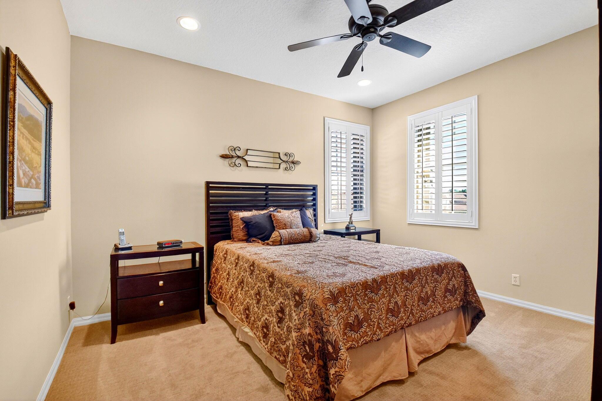 MIZNER FALLS - Residential