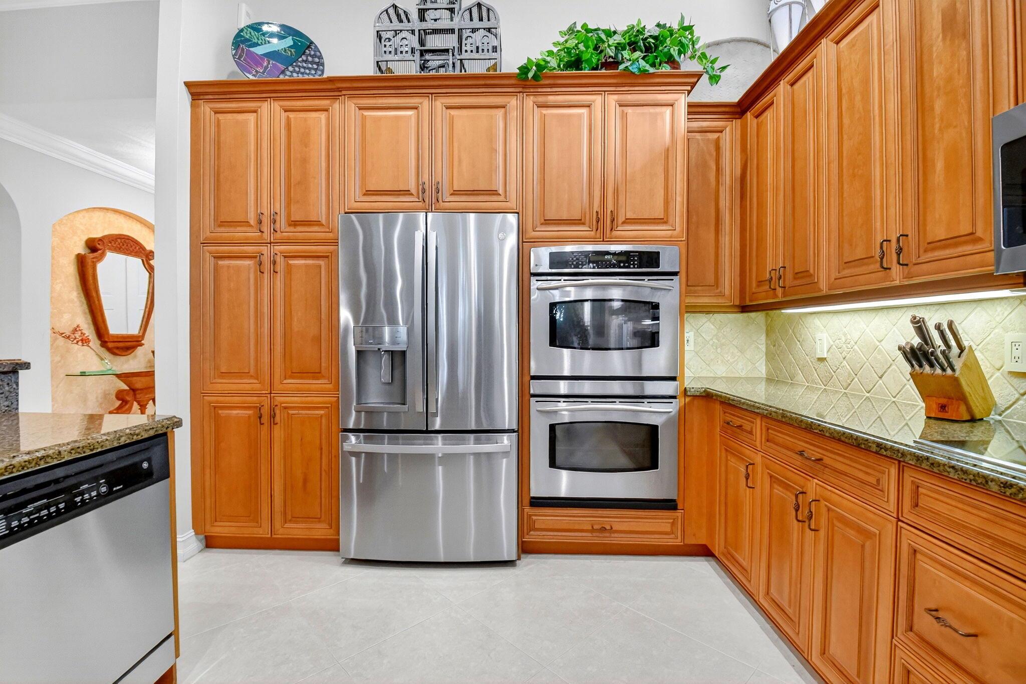 MIZNER FALLS - Residential