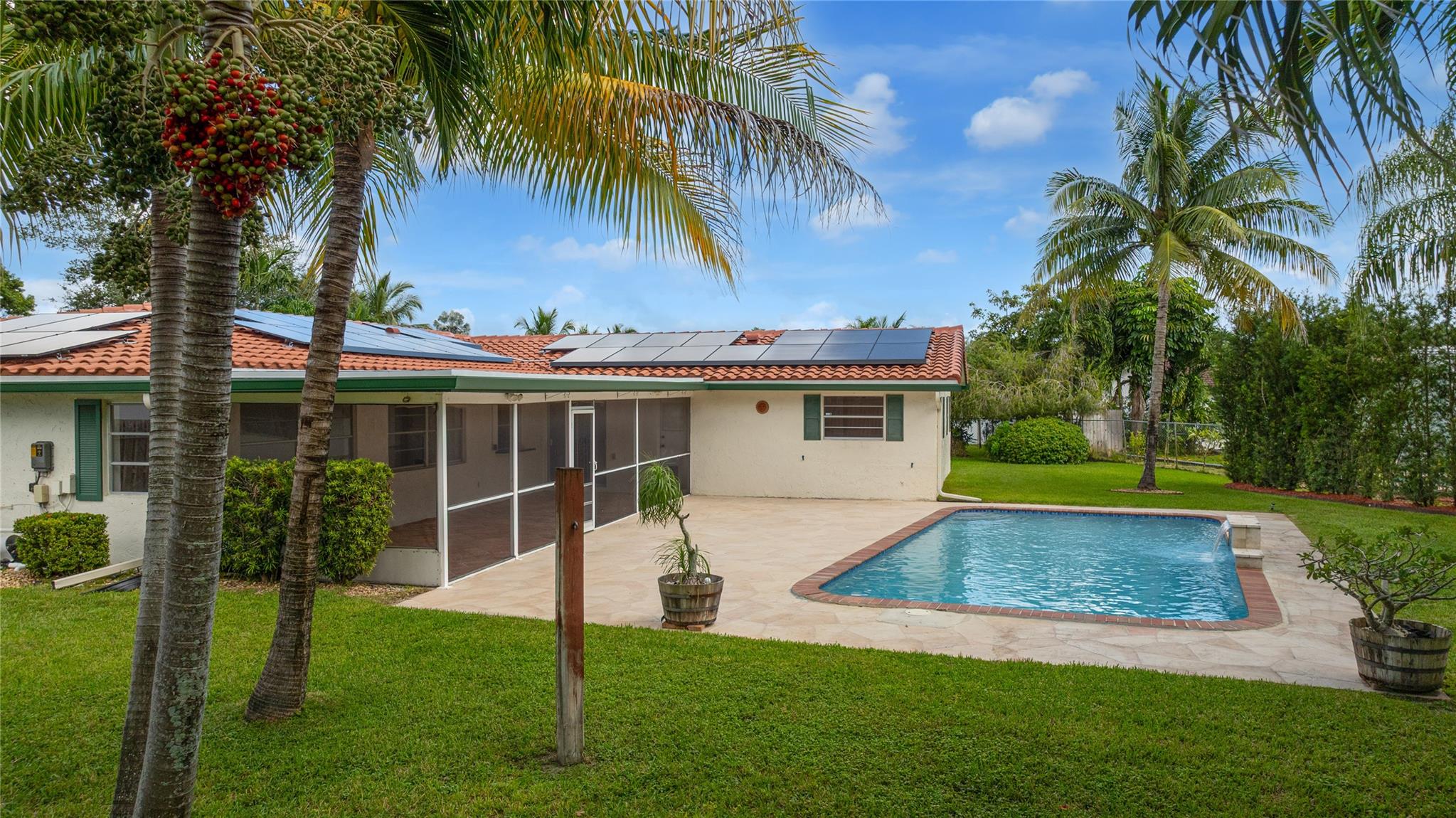 Coral Spgs Country Club - Residential