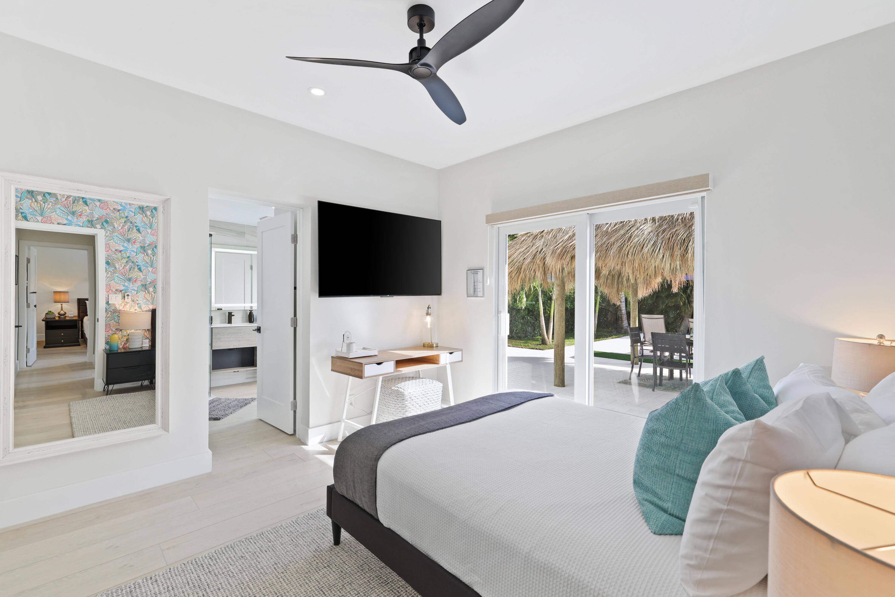 GULFSTREAM ESTATES - Residential