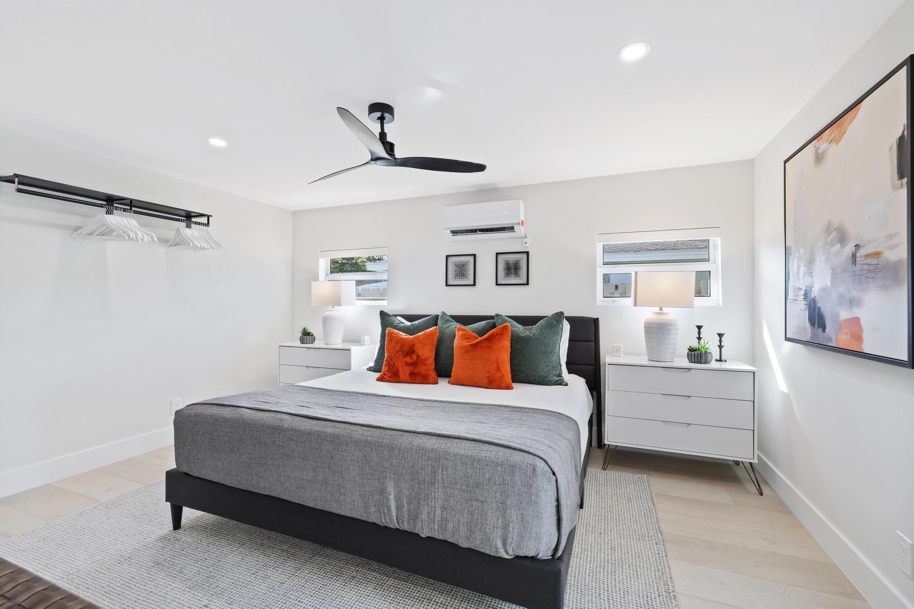 GULFSTREAM ESTATES - Residential