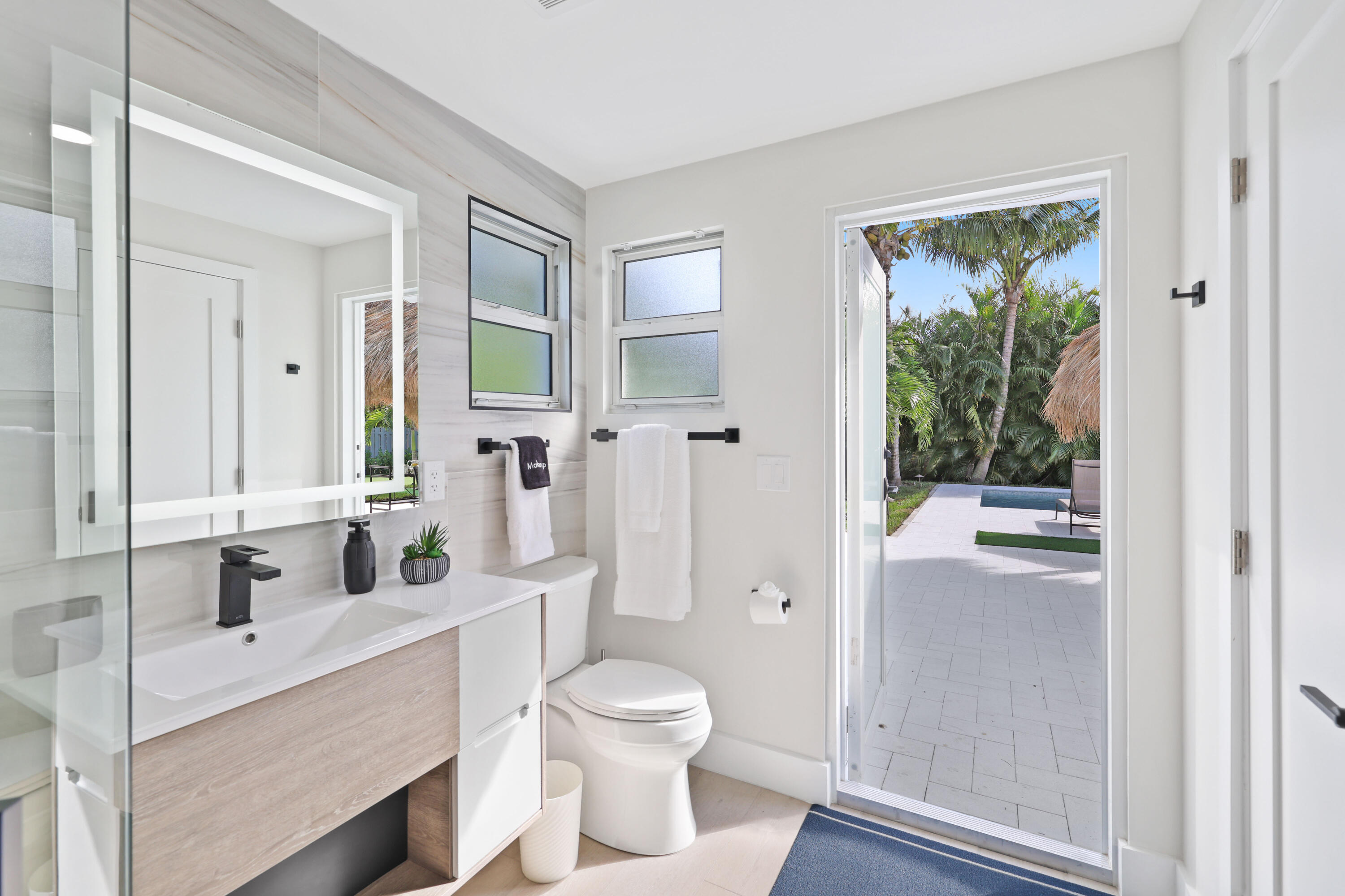 GULFSTREAM ESTATES - Residential