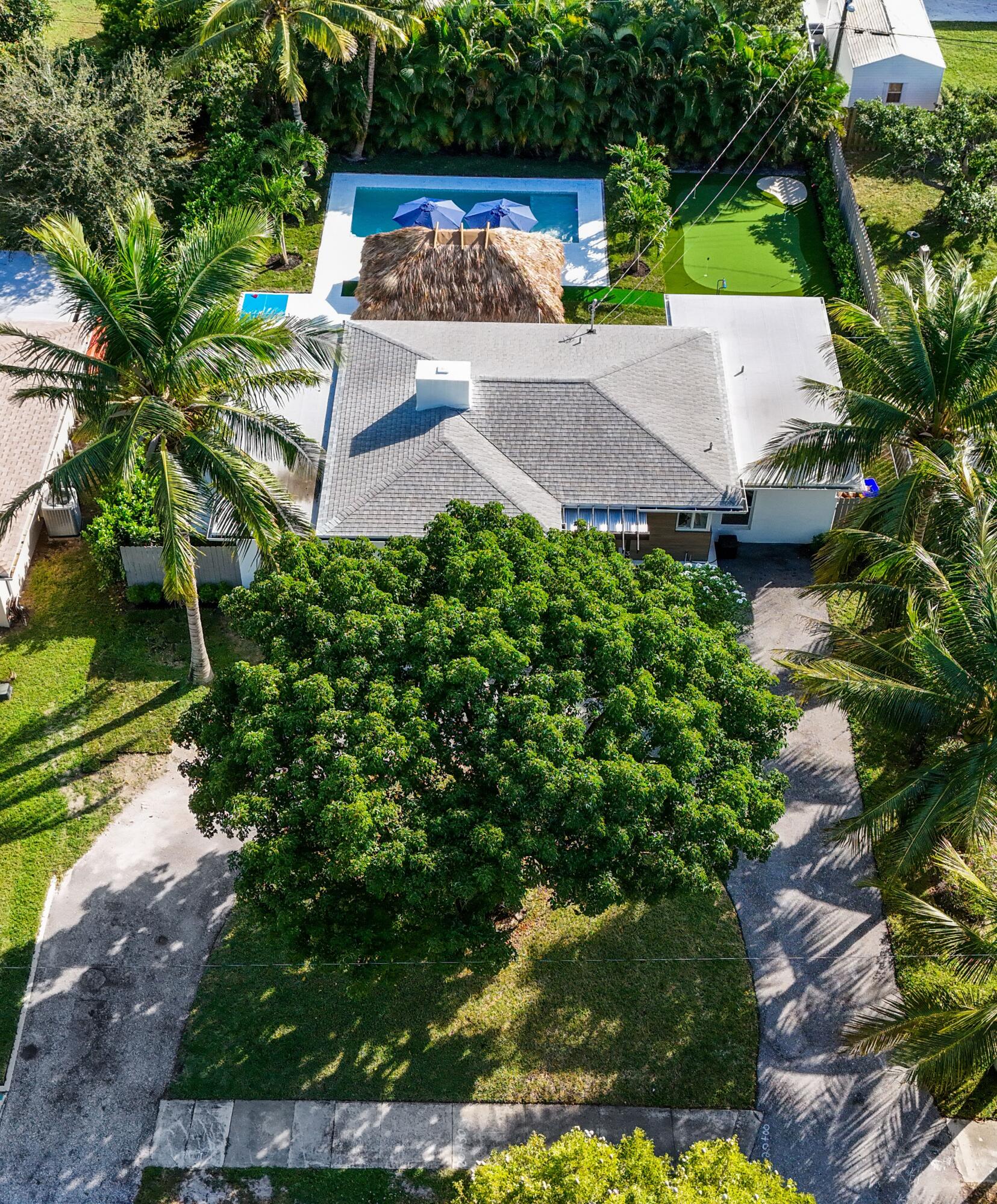 GULFSTREAM ESTATES - Residential