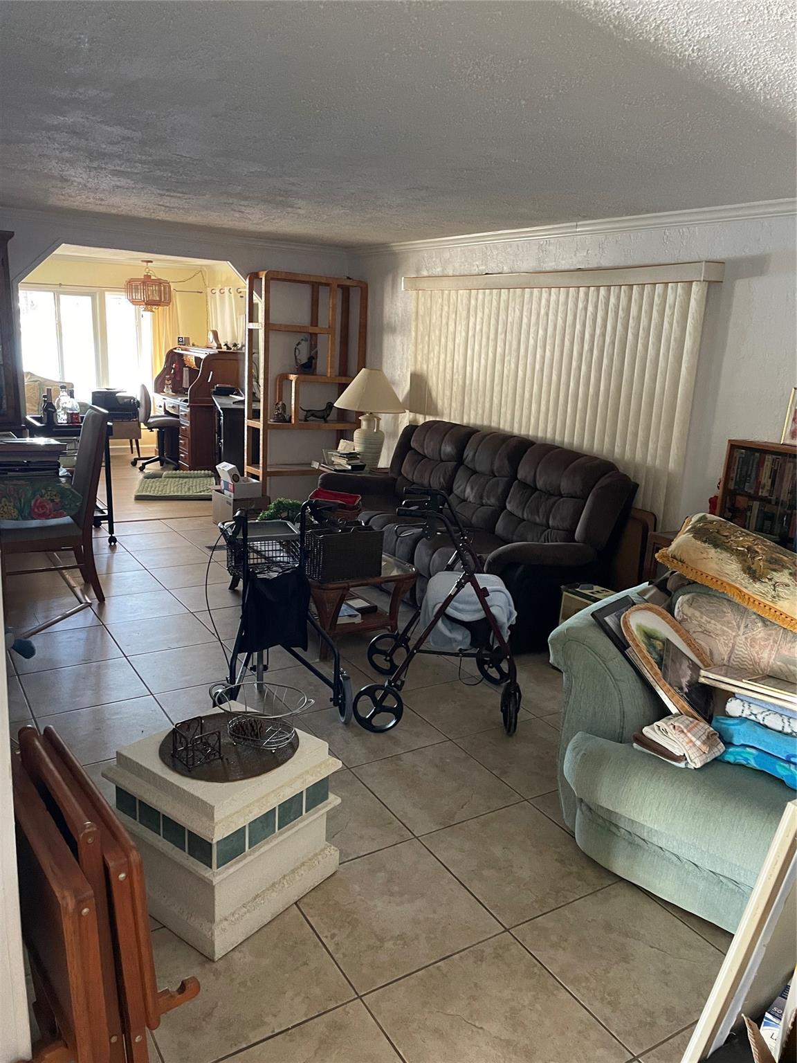 Ravenswood Estates & Mari - Residential